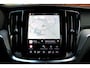 Volvo V60 T8 Plug-in hybrid AWD Ultra Perf. Ed. Dark Panoramisch schuif-/ kanteldak | Head up display | Polestar Engineered optimisation| 360 graden camera | Harman Kardon | Elektrisch bedienbare voorstoelen met geheugenfunctie | Stoel-/ stuurwielverwarming | Verwarmde achterbank | Adaptieve cruise control | BLIS