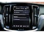 Volvo V60 T8 Plug-in hybrid AWD Ultra Perf. Ed. Dark | 20 inch Polestar wielen | Panoramadak met schuif-/ kantelfunctie | Head up display | Polestar Engineered optimisation| 360 graden camera | Premium audio by Harman Kardon | Elektrisch bedienbare voorstoelen met geheugenfunctie | Stoel-/ stuurwielverwarming | Verwarmde achterbank | Adaptieve cruise control | BLIS