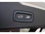 Volvo V60 T8 Plug-in hybrid AWD Ultra Perf. Ed. Dark Panoramisch schuif-/ kanteldak | Head up display | Polestar Engineered optimisation| 360 graden camera | Harman Kardon | Elektrisch bedienbare voorstoelen met geheugenfunctie | Stoel-/ stuurwielverwarming | Verwarmde achterbank | Adaptieve cruise control | BLIS
