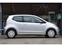 Volkswagen Up! 1.0 move up! BlueMotion | Org. NL | Incl. Nieuwe APK | Airconditioning | Centrale Vergrendeling | All Season Banden | Uitneembaar Navigatiesysteem |