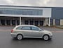 Toyota Avensis Wagon 1.8 VVTi Linea Luna AIRCO TREKHAAK 2 X SLEUTELS