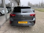 Volkswagen T-Roc 1.5 TSI R-Line Business 150PK / ACHTERUITRIJCAMERA / CARPLAY
