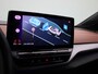 Volkswagen ID.5 Pro 77 kWh | Apple Carplay/Android Auto | Stoel + Stuurverwarming | Navigatie | Sfeerverlichting |