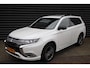 Mitsubishi Outlander 2.4 PHEV S-Edition Adap cruise, Trekhaak, Meest Luxe, NL-Auto