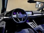 Volkswagen Golf 1.0 eTSI Life Business |Massage |Memory |Stoel/Stuurverw. |Sfeer