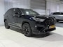Toyota RAV4 2.5 Hybrid AWD Black Edition | Trekhaak met afneembare kogel | All season banden | Side Skirts |