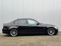 BMW 3-Serie 318i BUSINESS NAVIGATIE MOOIE LICHTMETALEN VELGEN CLIMA VERLAAGD