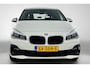 BMW 2-Serie Active Tourer 218i Executive Automaat (NAVIGATIE, PARKEERSENSOREN, LED, CLIMA, DEALER ONDERHOUDEN)