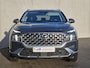 Hyundai Santa Fe 1.6 T-GDI PHEV Plug-In Premium 7p. Automaat / Fabrieksgarantie tot 12-2027 / Dealer Onderhouden / Afneembare Trekhaak / Head-up Display / Elektrische Achterklep / Elektrisch Bedienbare Stoelen met Geheugen / Verwarmbare Stoelen, Stuur & Achterbank /
