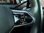 Volkswagen ID.4 Max 77 kWh ✓SOH 90% Rijtest ✓Panoramadak ✓Warmtepomp ✓Matrix LED ✓Head-Up ✓Half Leder Alcantara ✓Sfeerverlichting ✓Navigatie ✓360º Camera ✓Lichtmetaal 21" ✓Parkeersensoren ✓Trekhaak