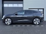 Volkswagen ID.4 Max 77 kWh ✓SOH 90% Rijtest ✓Panoramadak ✓Warmtepomp ✓Matrix LED ✓Head-Up ✓Half Leder Alcantara ✓Sfeerverlichting ✓Navigatie ✓360º Camera ✓Lichtmetaal 21" ✓Parkeersensoren ✓Trekhaak