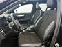 Volvo XC40 1.5 T3 Momentum Pro (PANORAMADAK, ELETK. WEGKLAPBARE TREKHAAK, 1e EIGENAAR, CAMERA, LED, SFEER, DEALER ONDERHOUDEN)