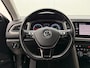 Volkswagen T-Roc 1.5 TSI Style Automaat | Camera | Parkeersensoren | Adaptive Cruise Control | Trekhaak | Stoelverwarming