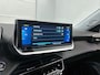 Peugeot e-2008 EV Allure 50 kWh (NAVIGATIE, CARPLAY, CAMERA, STOELVERWARMING, 1e EIGENAAR)