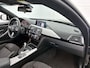 BMW 4-Serie Gran Coupe 418i High Executive (PANORAMADAK, STOELVERWARMING, CARPLAY, DEALER ONDERHOUDEN, GROOT NAVI, SPORTSTOELEN)