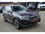 BMW iX3 High Executive 80 kWh | Panorama | incl. BTW | Assisted Driving | Adaptieve Cruise control | Luxe Leder | Stoelverwarming