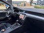 Volkswagen Passat Variant 2.0 TSI 220pk DSG /Aut. Highline Business R R-Line Carbon Leder Led Navi Apple Carplay 140dkm!