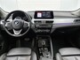 BMW X1 SDrive18i High Executive M Sport (M-PAKKET, SFEER, CAMERA, LED, SPORTSTOELEN, STOELVERWARMING, DEALER ONDERHOUDEN)