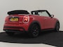 MINI Cooper 1.5 Classic 136pk | Cruise Control | Stoelverwarming | Head-up display | Navigatie | 16" LMV