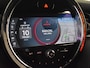 MINI Cooper 1.5 Classic 136pk | Cruise Control | Stoelverwarming | Head-up display | Navigatie | 16" LMV