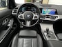 BMW 3-Serie 330e High Executive M-Sport Automaat 292 PK / BMW Live Cockpit Prof / Head-Up / Harman-Kardon HiFi / BMW Laser Light / Schuif Kanteldak / M-Onderstel / Apple CarPlay / Shadow Line / 1e Eigenaar!