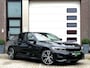 BMW 3-Serie 330e High Executive M-Sport Automaat 292 PK / BMW Live Cockpit Prof / Head-Up / Harman-Kardon HiFi / BMW Laser Light / Schuif Kanteldak / M-Onderstel / Apple CarPlay / Shadow Line / 1e Eigenaar!