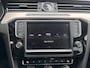Volkswagen Passat Variant 1.8 TSI DSG Highline 180pk Trekhaak I Camera App connect