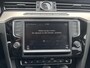 Volkswagen Passat Variant 1.8 TSI DSG Highline 180pk Trekhaak I Camera App connect