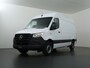 Mercedes-Benz eSprinter 414 L2 H2 RWD PRO 81kWh | Trekhaak | Smartphone integratie pakket | 115 kW Snelladen | Achteruitrijcamera | Standkachel | Stoelverwarming |