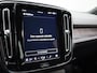 Volvo XC40 Recharge Plus 70 kWh | Apple Carplay/Android Auto | Trekhaak | Achteruitrijcamera | Cruise Control | Stoelverwarming | Lichtmetalen Velgen |