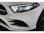 Mercedes-Benz A-klasse 250 e Business Solution AMG Limited Pano Sfeerverlichting Trekhaak Stoelverwarming SOH 95%