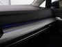 Volkswagen Golf 1.5 TSI Life Business | Massage | Sfeerverlichting | Carplay | Memory | Adaptive cruise | Parkeerhulp | Navigatie | Full LED | Climate control | Regensenor