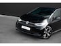 Volkswagen ID.3 Pro Business | Achterlichten LED, luxe uitgevoerd incl. dynamische knipperlichten | Airconditioning automatisch, 2-zone (Climatronic) | Buitenspiegels elektrisch instel-, verwarm- en inklapbaar