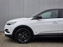 Opel Grandland X 225pk Hybrid Business Executive Automaat | Parkeercamera | Navigatie | Stoelverwarming