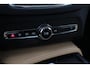 Volvo XC90 T8 Twin Engine Inscription | Luchtvering | Head-Up | Massage | Panoramadak | ACC | 360° Camera