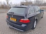 BMW 5-Serie Touring 523i Business Line NETTE AUTO RIJDT EN SCHAKELT GOED