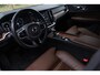 Volvo V60 2.0 T5 Momentum Aut. | Virtual | Nette staat | Apple Carplay | Stoelverwarming | Luxe Leder | Camera | Historie | NAP |