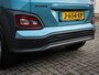 Hyundai Kona Electric EV Premium 64 kWh | Clima | Navi | Cruise | Leer | Stoel/Stuurverwarming | Led | Pdc | Stoelkoeling | SOH 100% | 3 fase lader