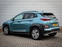 Hyundai Kona Electric EV Premium 64 kWh | Clima | Navi | Cruise | Leer | Stoel/Stuurverwarming | Led | Pdc | Stoelkoeling | SOH 100% | 3 fase lader