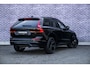 Volvo XC60 2.0 T8 Plug-in hybrid AWD Ultra Black Edition | Facelift | Luchtvering | Google | Long Range | Adaptieve Cruise Control | Harman Kardon Audio | Stoelverwarming Voor + Achter | 360 Camera | Keyless | Gelamineerd Glas | DAB | Trekhaak | Stuurverwarming | Head-Up Display | Panoramadak | Getint Glas | Dodehoekdetectie | LED Koplampen