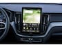 Volvo XC60 2.0 T8 Plug-in hybrid AWD Ultra Black Edition | Facelift | Luchtvering | Google | Long Range | Adaptieve Cruise Control | Harman Kardon Audio | Stoelverwarming Voor + Achter | 360 Camera | Keyless | Gelamineerd Glas | DAB | Trekhaak | Stuurverwarming | Head-Up Display | Panoramadak | Getint Glas | Dodehoekdetectie | LED Koplampen