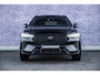 Volvo XC60 2.0 T8 Plug-in hybrid AWD Ultra Black Edition | Facelift | Luchtvering | Google | Long Range | Adaptieve Cruise Control | Harman Kardon Audio | Stoelverwarming Voor + Achter | 360 Camera | Keyless | Gelamineerd Glas | DAB | Trekhaak | Stuurverwarming | Head-Up Display | Panoramadak | Getint Glas | Dodehoekdetectie | LED Koplampen