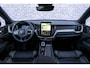 Volvo XC60 2.0 T8 Plug-in hybrid AWD Ultra Black Edition | PHEV | Facelift | Google | Long Range | Adaptieve Cruise Control | Luchtvering | Harman Kardon Audio | Stoelverwarming Voor + Achter | 360 Camera | Keyless | Gelamineerd Glas | DAB | Trekhaak | Stuurverwarming | Head-Up Display | Panoramadak | Getint Glas | Dodehoekdetectie | LED Koplampen