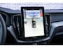 Volvo XC60 2.0 T8 Plug-in hybrid AWD Ultra Black Edition | Facelift | Luchtvering | Google | Long Range | Adaptieve Cruise Control | Harman Kardon Audio | Stoelverwarming Voor + Achter | 360 Camera | Keyless | Gelamineerd Glas | DAB | Trekhaak | Stuurverwarming | Head-Up Display | Panoramadak | Getint Glas | Dodehoekdetectie | LED Koplampen