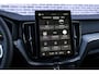 Volvo XC60 2.0 T8 Plug-in hybrid AWD Ultra Black Edition | Facelift | Luchtvering | Google | Long Range | Adaptieve Cruise Control | Harman Kardon Audio | Stoelverwarming Voor + Achter | 360 Camera | Keyless | Gelamineerd Glas | DAB | Trekhaak | Stuurverwarming | Head-Up Display | Panoramadak | Getint Glas | Dodehoekdetectie | LED Koplampen