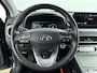 Hyundai Kona Electric EV Fashion 64 kWh | Warmtepomp | Head up Display | Blind Spot | Navigatie | Camera |