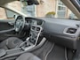 Volvo V40 1.6 T3 Momentum Camera! Navigatie! Airco/Clima! Cruise Control! NAP! Nette Auto!