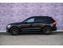 Volvo XC60 2.0 T8 Plug-in hybrid AWD Plus Black Edition | Adaptieve Cruise Control | Panoramadak | Trekhaak | Harman Kardon Audio | Stoel-/Stuurverwarming | 360° Parkeercamera | Dodehoek Detectie |