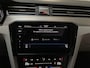 Volkswagen Passat Variant 1.5 TSI DSG R-Line Business + Leder Panoramadak Stoelverwarming Camera Virtual Cockpit