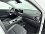 Hyundai Kona Electric EV Premium 64 kWh | Warmtepomp | Leder | Stoelverwarming & verkoeling | Krell audio |